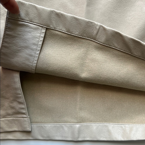 ASOS Design Faux Leather Short Sleeve Boxy Shirt - Beige / Stone - Picture 9 of 10